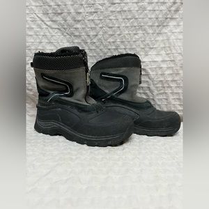 Thermolite winter boots, Boys size 4